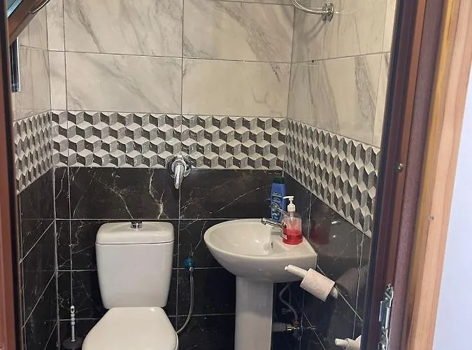 Natyra Balcony Hotel